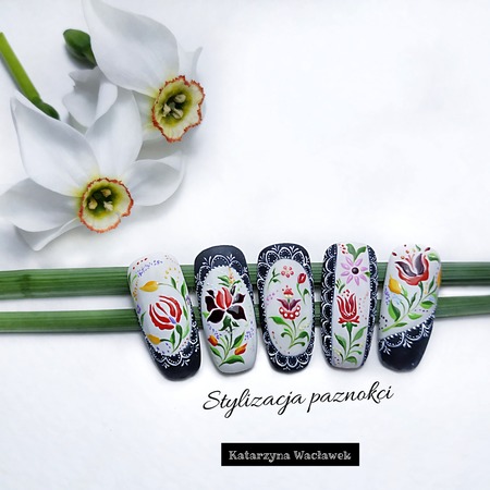 Nail Art - folkowe wzory